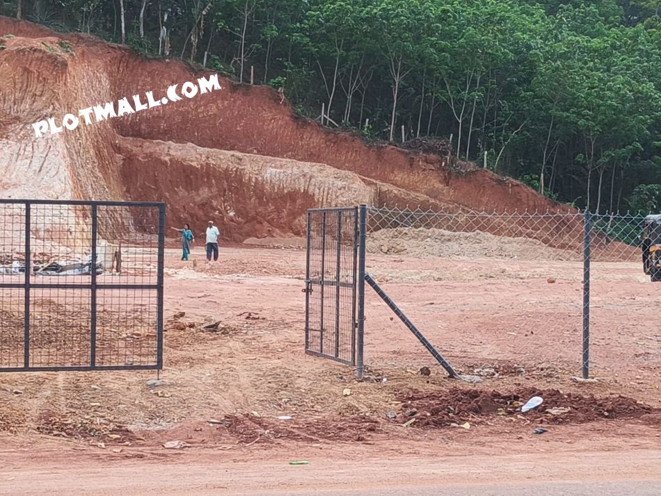 Commercial Land For Rent