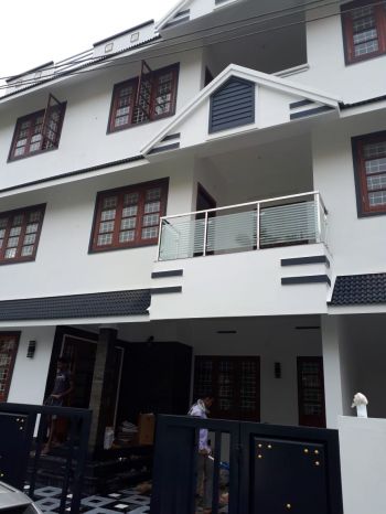 7 Cent Flat for Sale at Ernakulam Budget - 22500000 Total