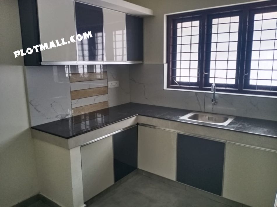 House / Villa For Sale