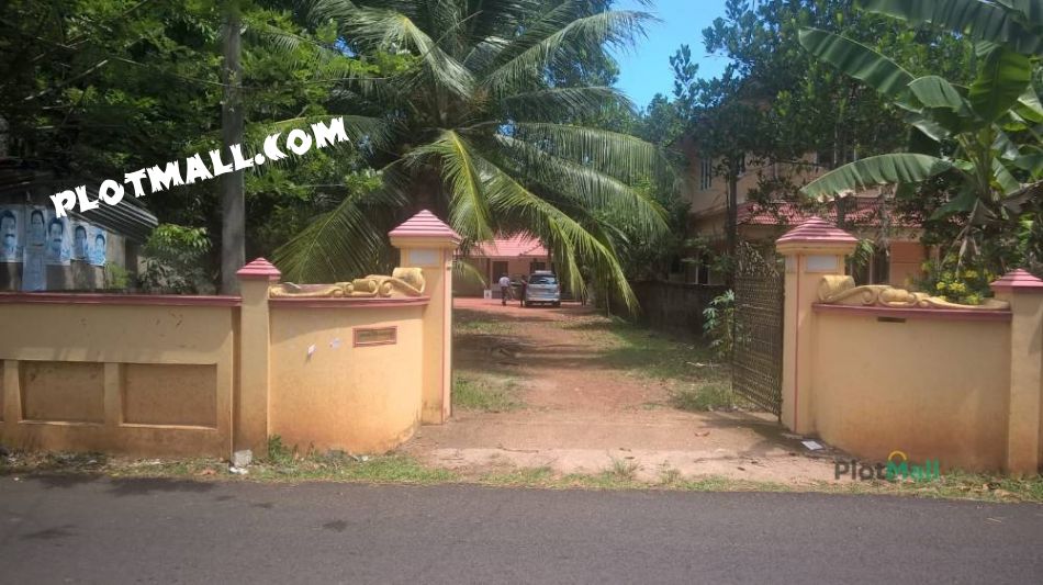 House / Villa For Sale