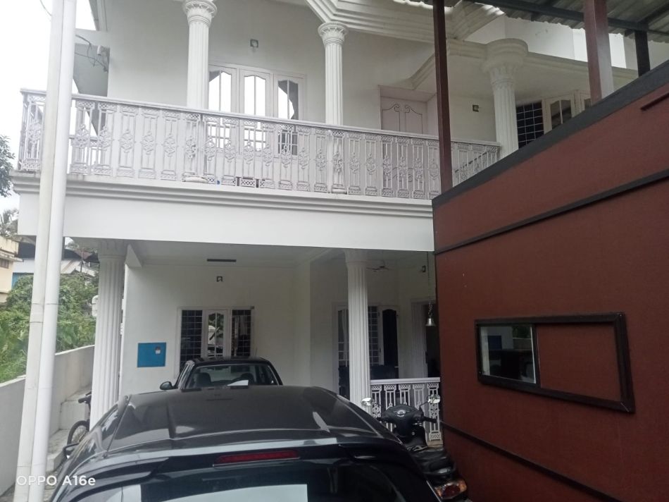 House / Villa For Sale