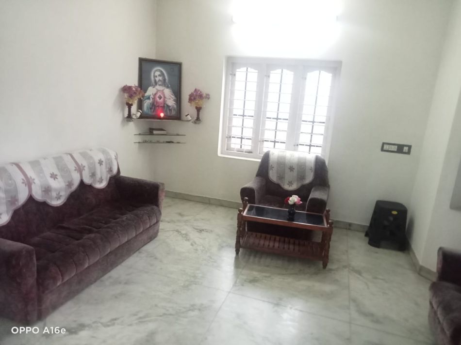 House / Villa For Sale