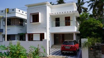 5 Cent House / Villa for Sale at Pallipuram Budget - 6900000 Total