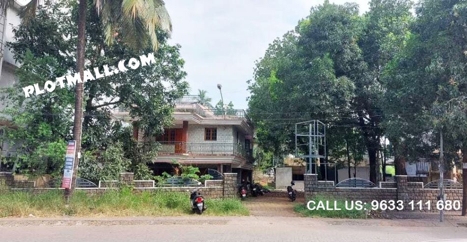 House / Villa For Sale