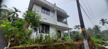 7 Cent House / Villa for Sale at Angadipuram Budget - 800000 Total