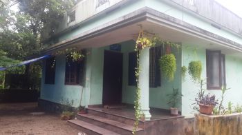 10 Cent House / Villa for Sale at Ashtamichira Budget - 2999999 Total