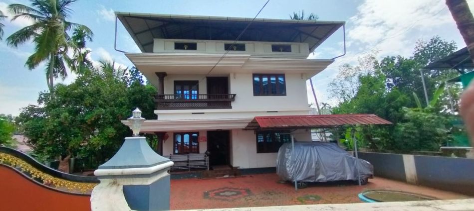 House / Villa For Sale