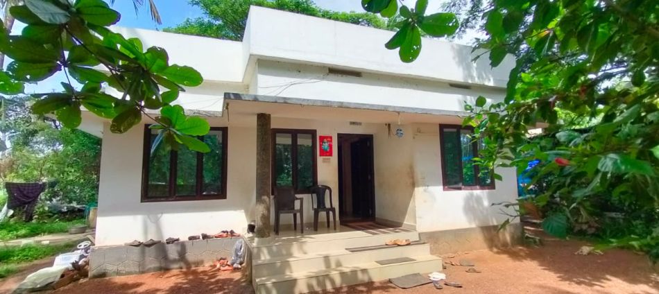 House / Villa For Sale