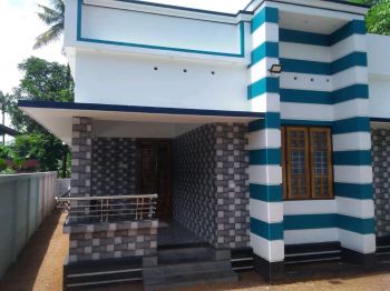 5.5 Cent House / Villa for Sale at Chathannoor Budget - 3000000 Total