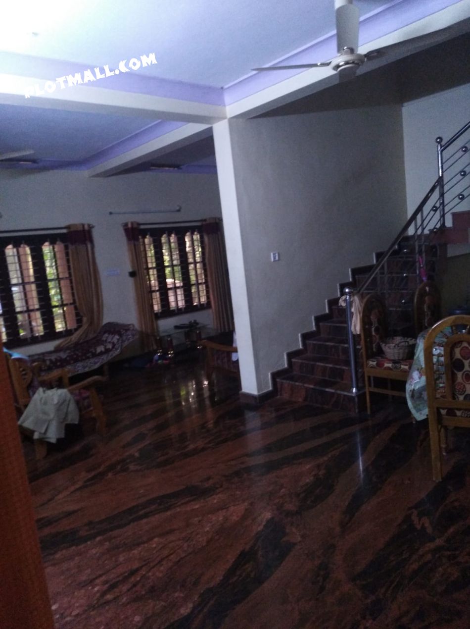 House / Villa For Sale