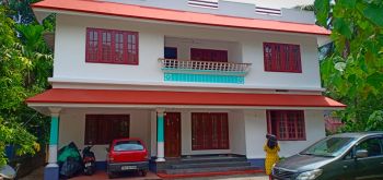 9 Cent House / Villa for Sale at Elavoor Budget - 11000000 Total