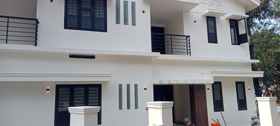 House / Villa For Sale