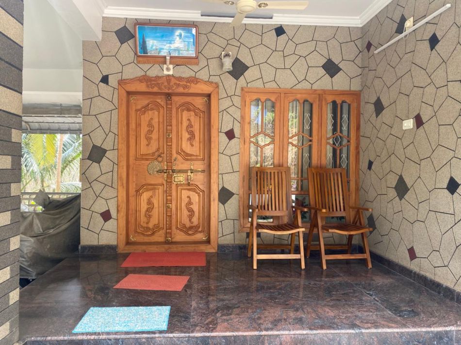 House / Villa For Sale