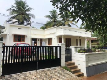 20 Cent House / Villa for Sale at Kozhikode Budget - 17500000 Total