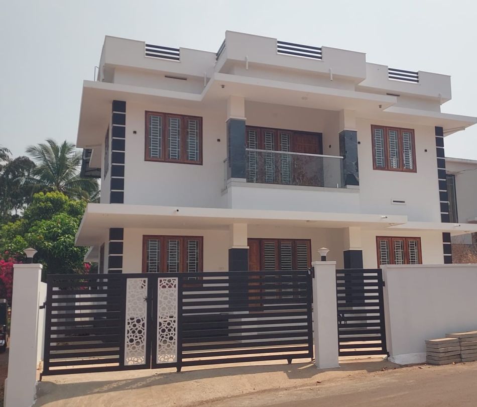 House / Villa For Sale