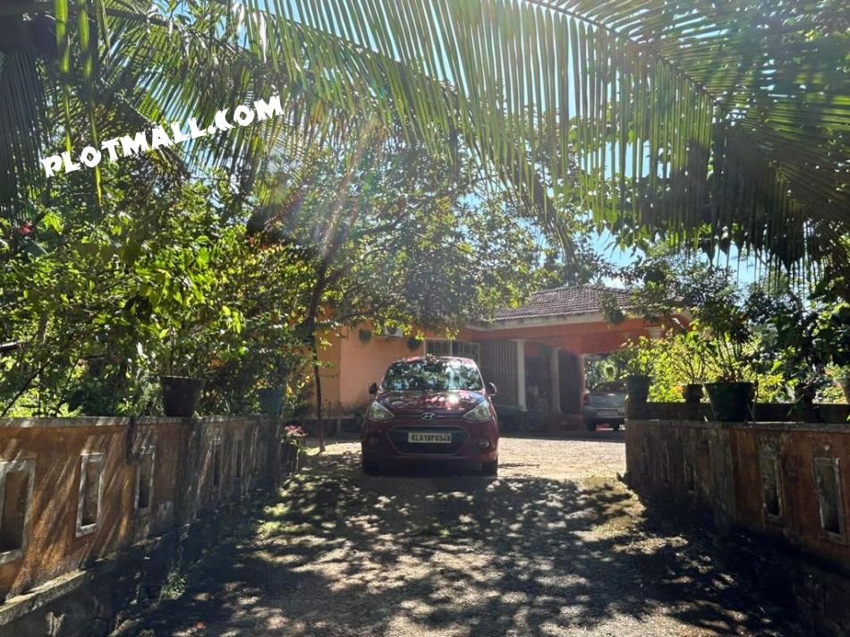 House / Villa For Sale
