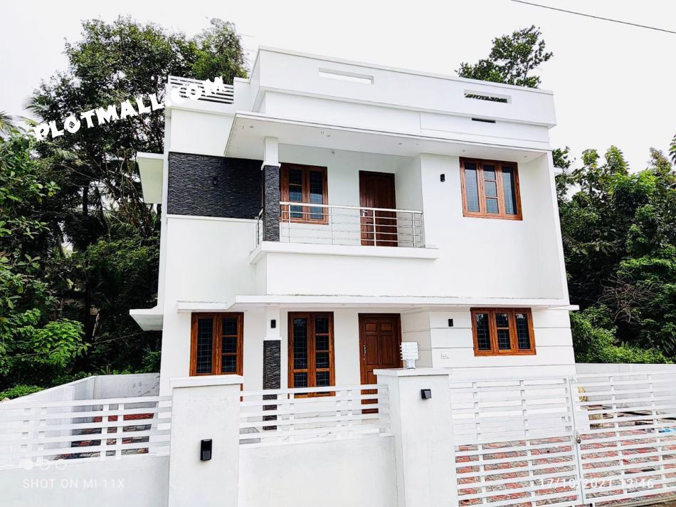 3BHK Independent House In Mannapra, Opposite To Bhavans CBSE School