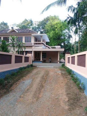 40 Cent House / Villa for Sale at Muvattupuzha Budget - 450000 Cent