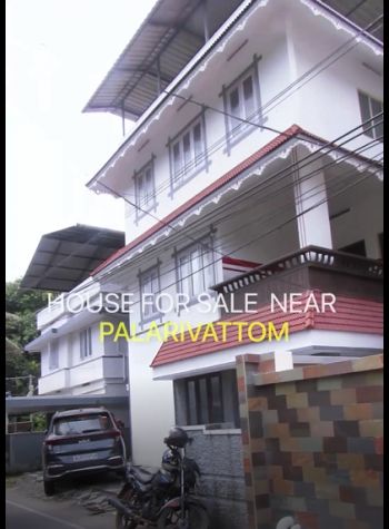 5 Cent House / Villa for Sale at Palakkad. Budget - 17500000 Total