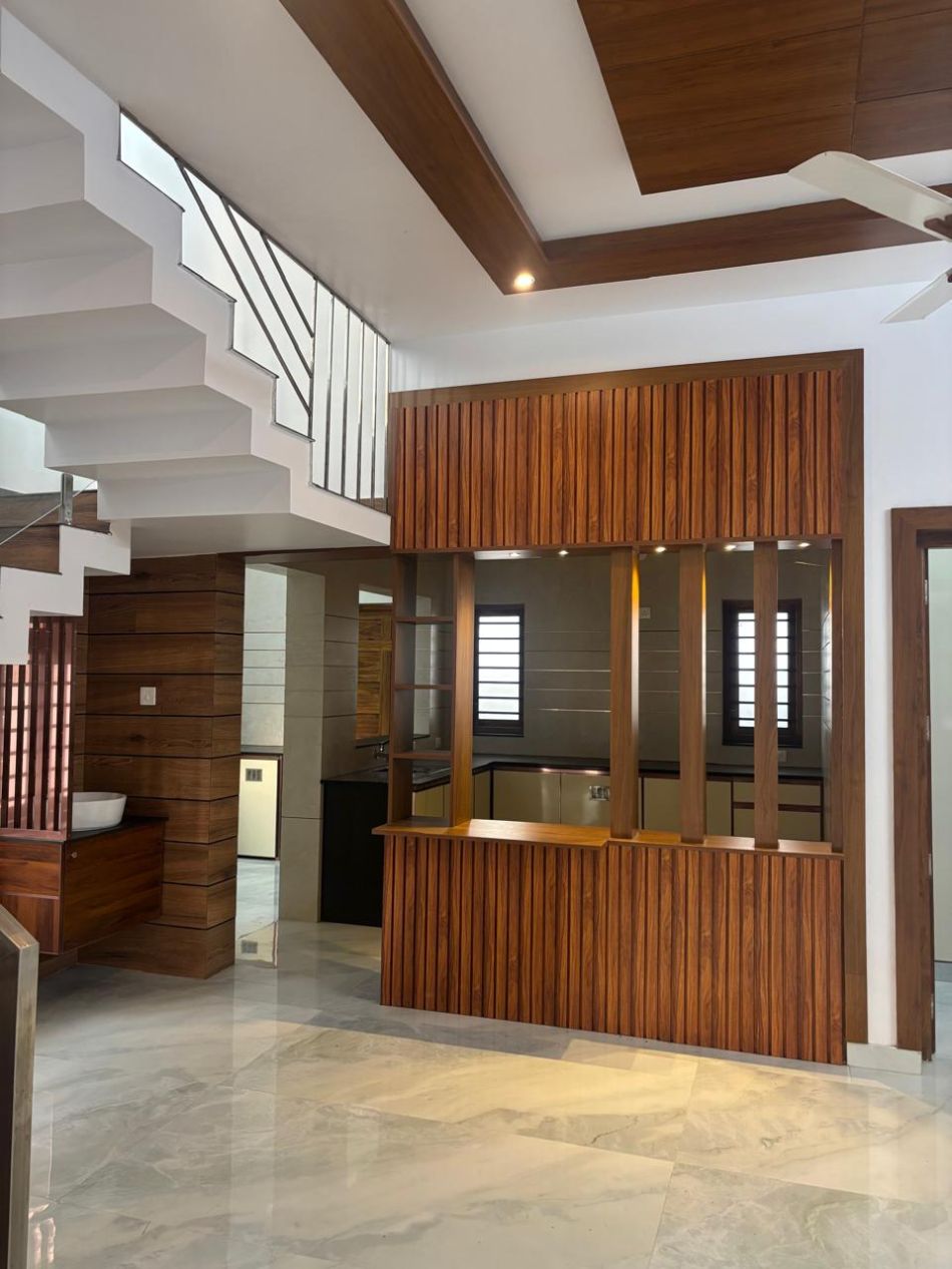 House / Villa For Sale