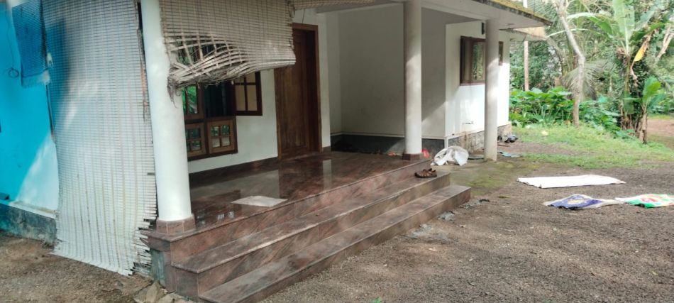 House / Villa For Sale