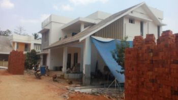 8.15 Cent House / Villa for Sale at Pothencode Budget - 8500000 Total
