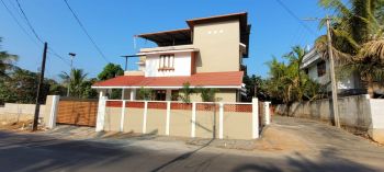 2950 Sq-ft House / Villa for Sale at Thiruvalla Budget - 11000000 Total