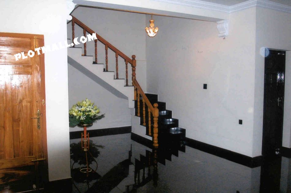 House / Villa For Sale