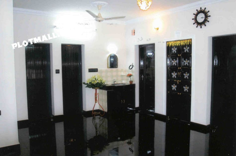 House / Villa For Sale