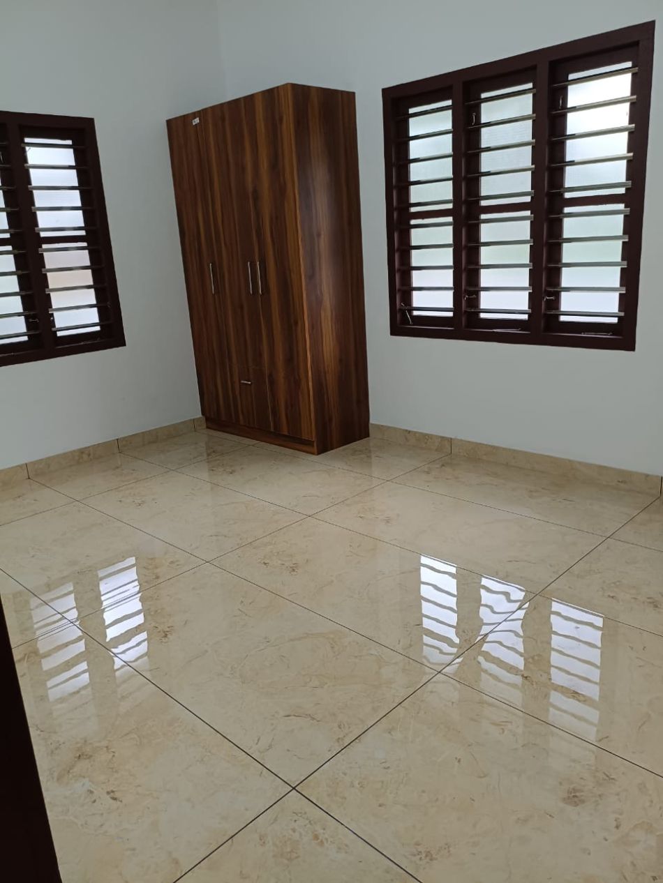 House / Villa For Sale