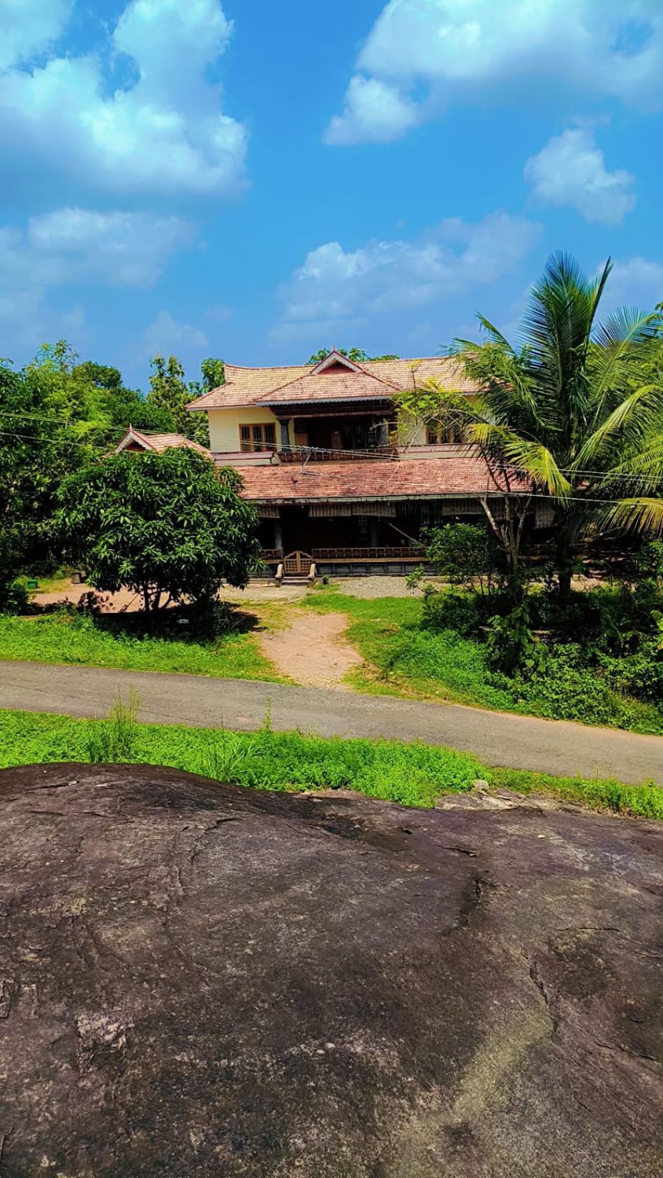 House / Villa For Sale