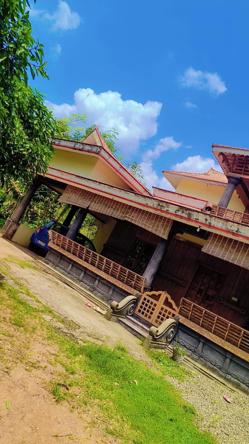 House / Villa For Sale