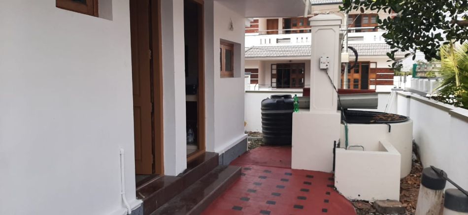 House / Villa For Sale